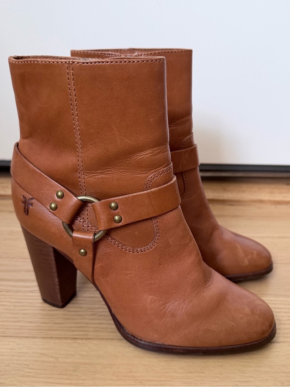 Frye Laurie Harness Short Heeled boots bootie real leather size 6